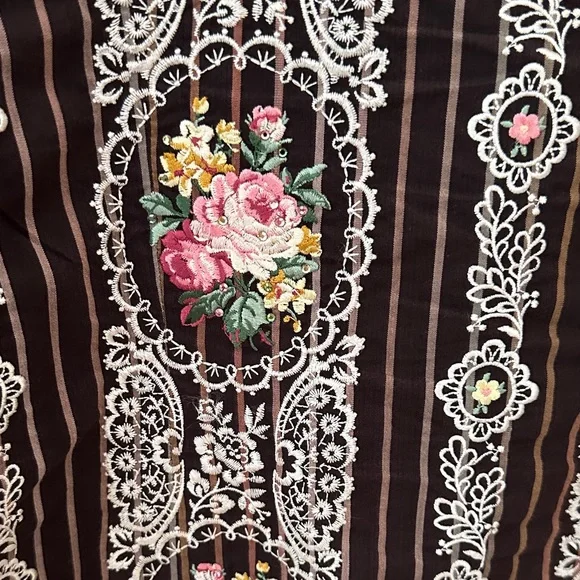 Floral Embroidered Brown Blouse - Picture 14 of 15